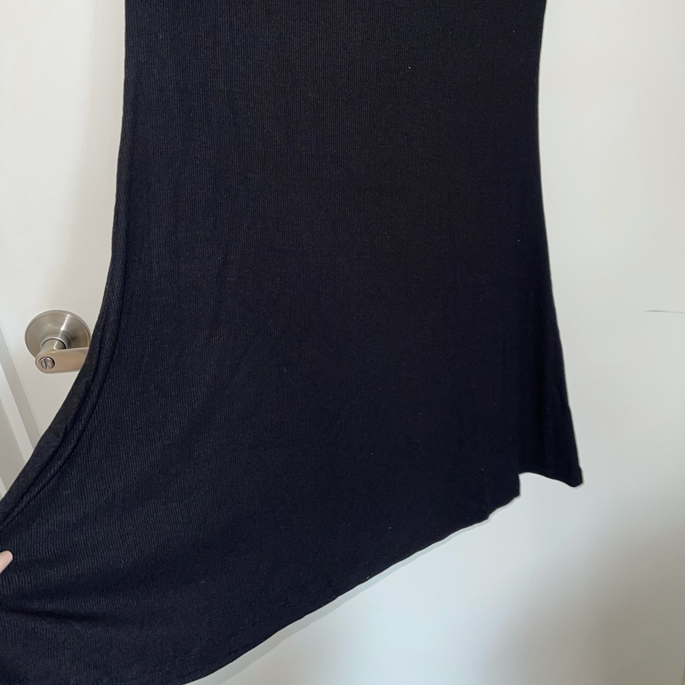 ๐ FN Ribbed Maxi Skirt - Picture 3 of 4